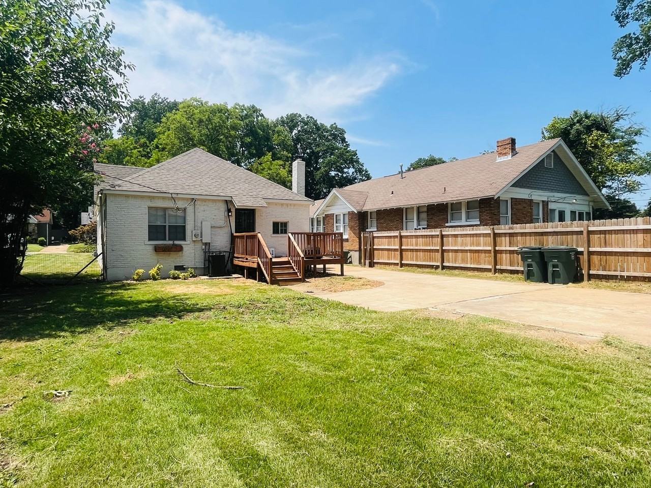 908 Maury St - Photo 6 of 31