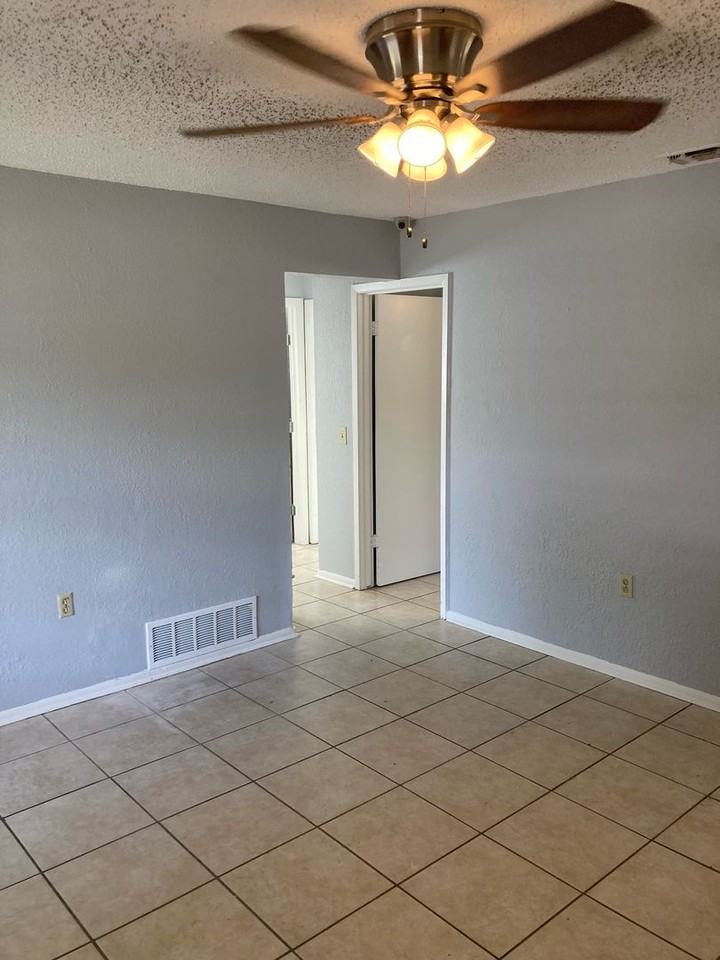 4426 Avenida Prima St - Photo 2 of 16