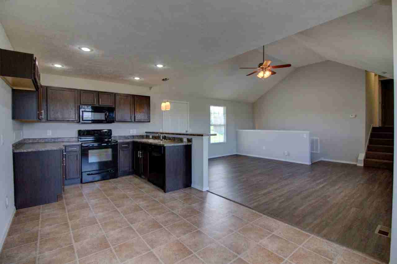 3784 N Spring Brooke Ave - Photo 4 of 15