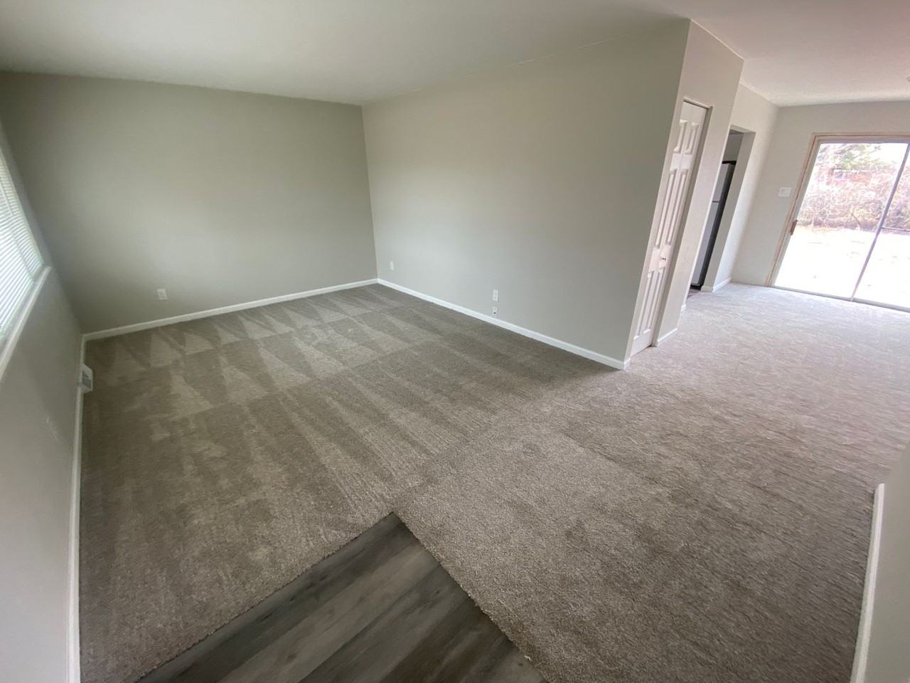 422 Salem St - Photo 2 of 29