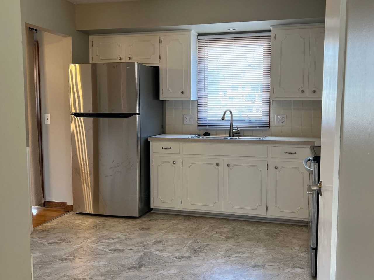 12426 Castelar St - Photo 2 of 13