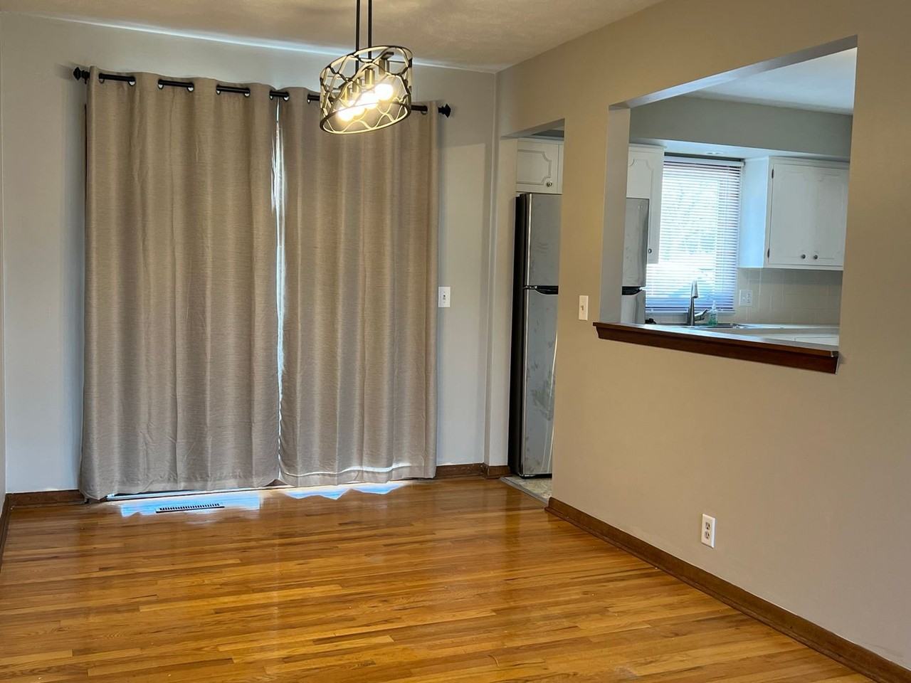 12426 Castelar St - Photo 6 of 13