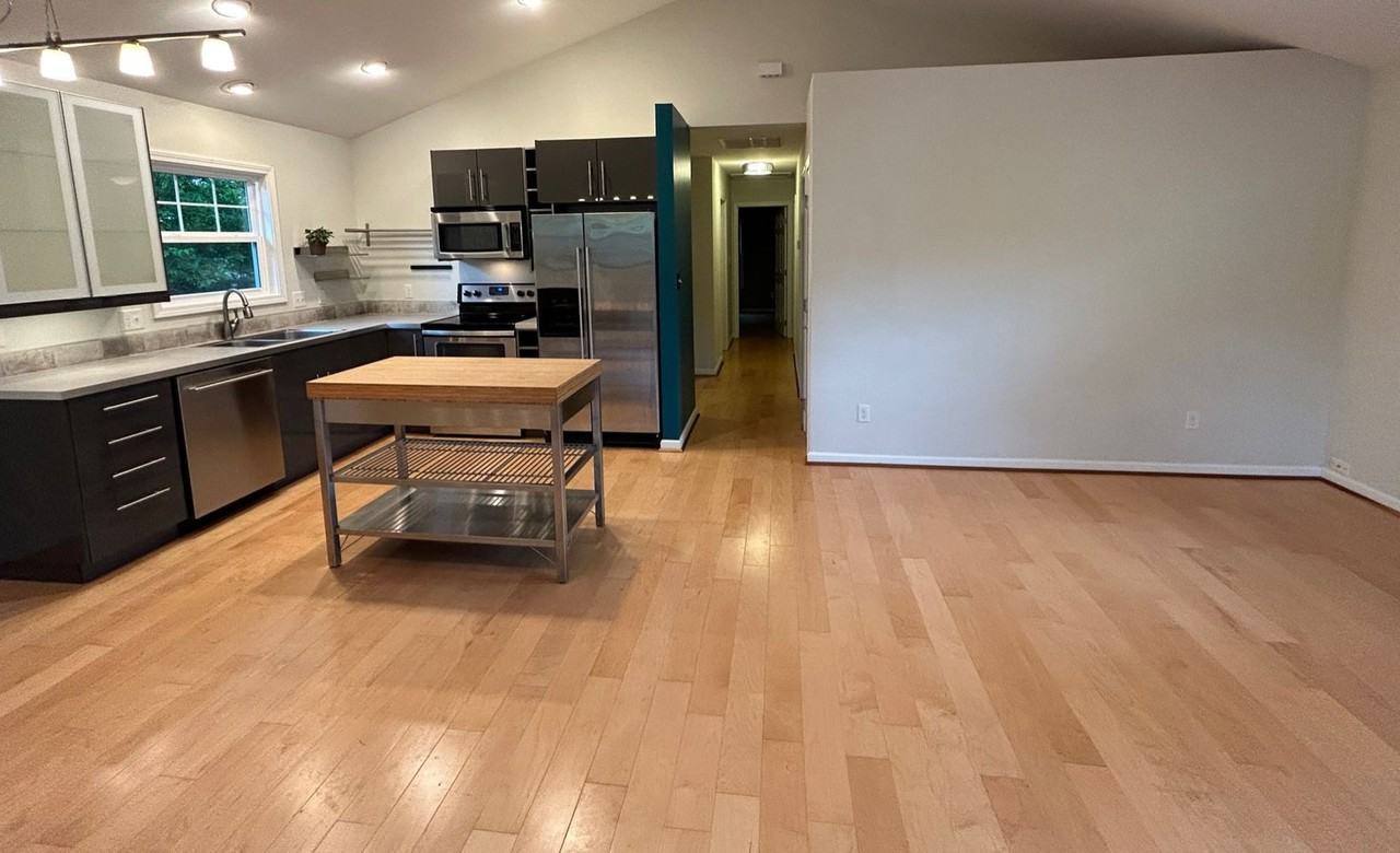 96 Oakley Rd - Photo 6 of 45