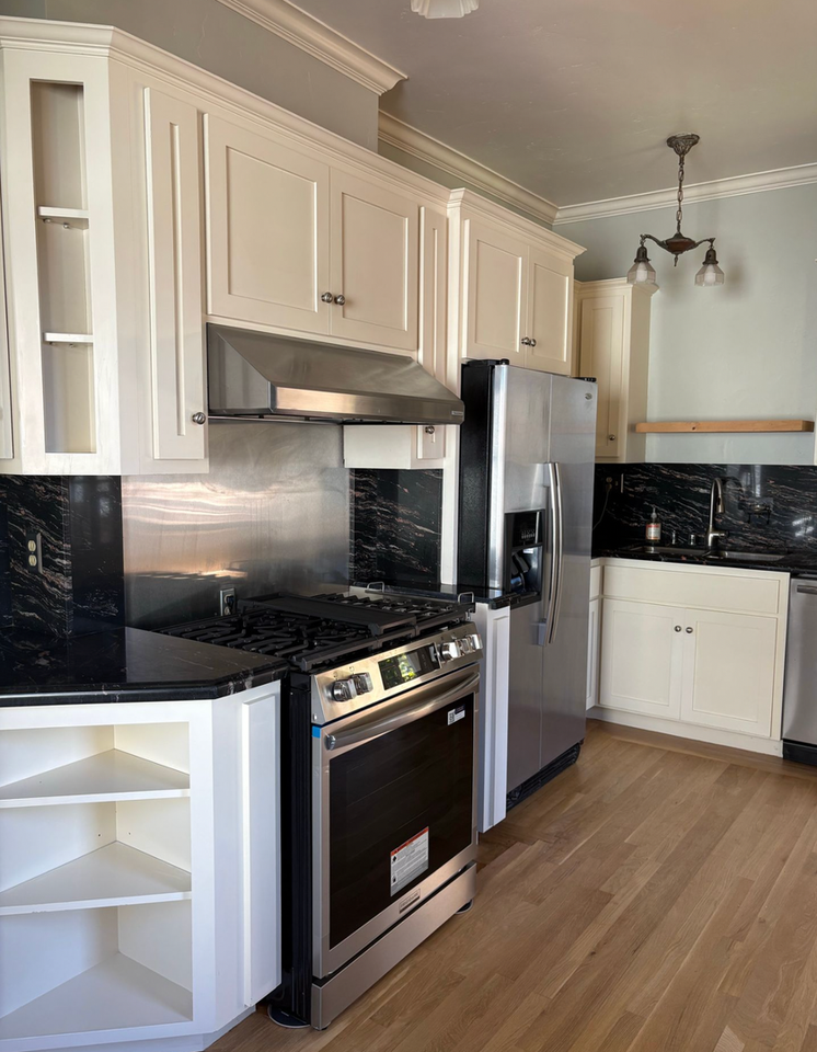 145 Myrtle St - Photo 2 of 12