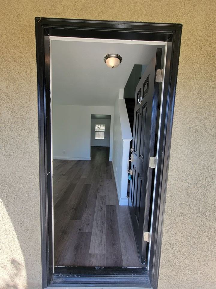 4448 W Rialto Ave - Photo 2 of 33