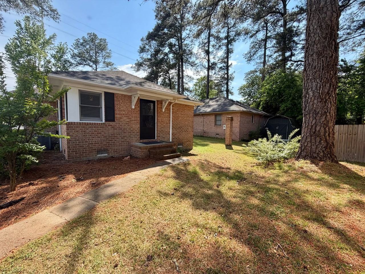 103 N Thalia Rd - Photo 2 of 17