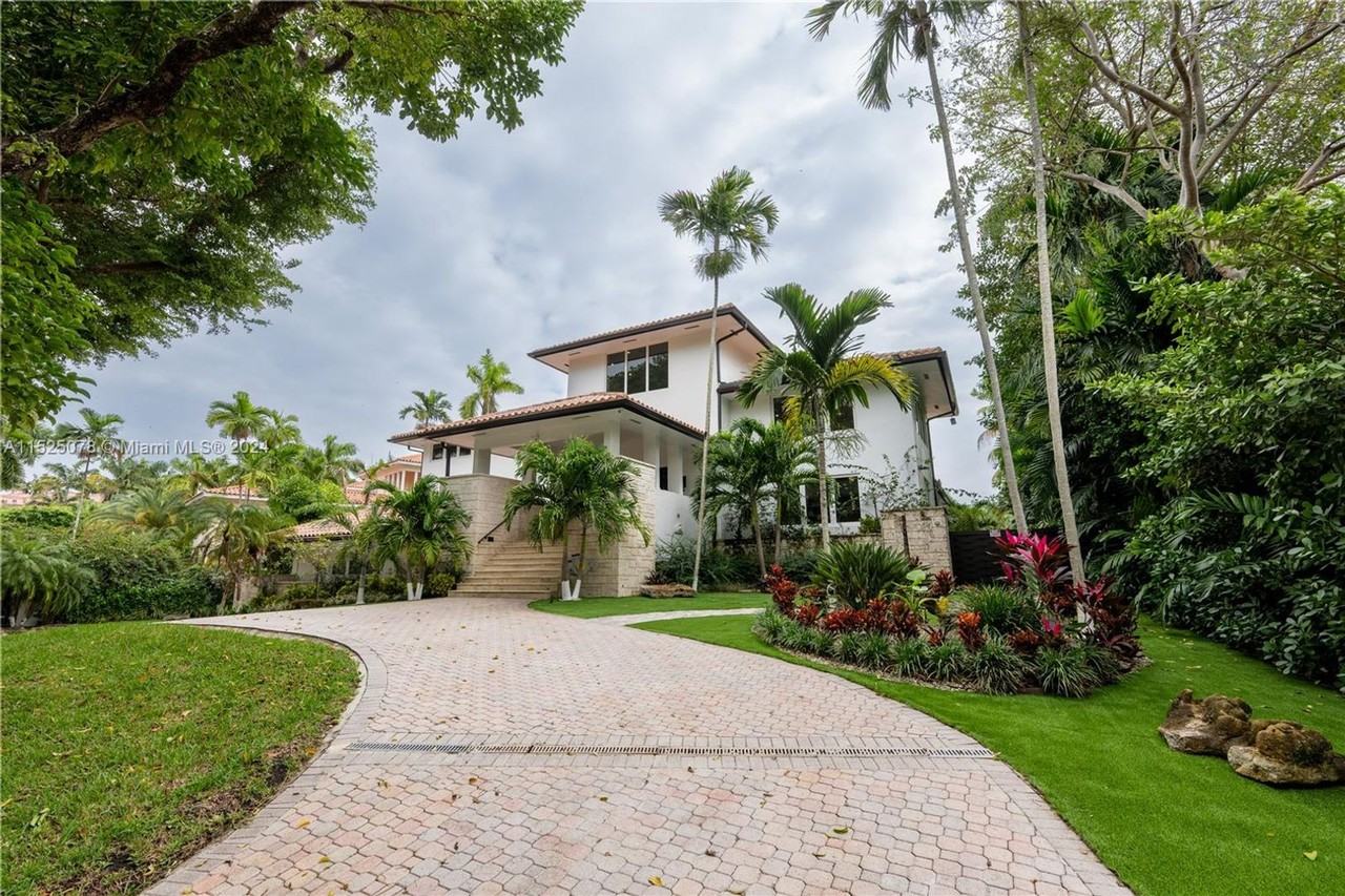 7125 Los Pinos Blvd - Photo 3 of 11