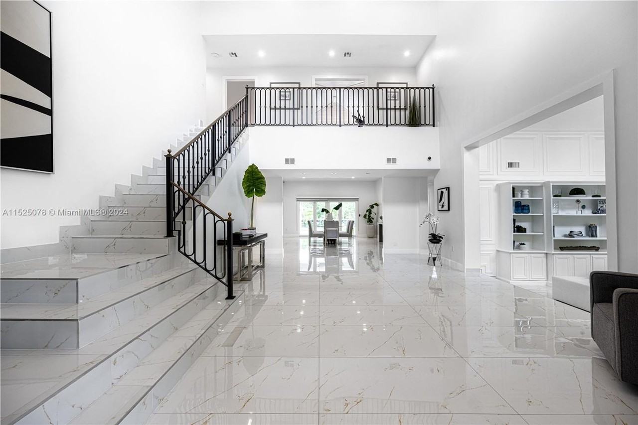 7125 Los Pinos Blvd - Photo 7 of 11