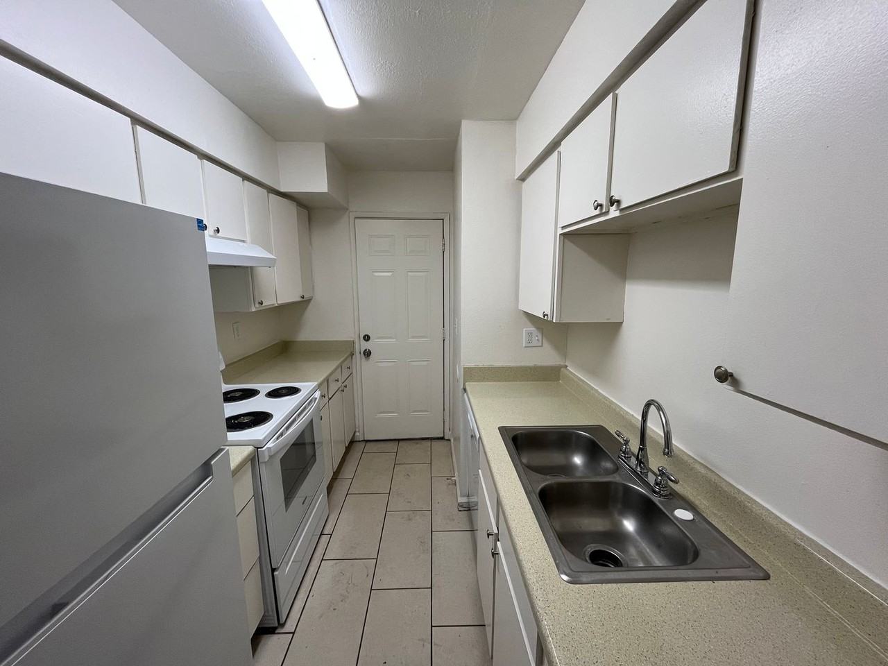 510 Real Rd - Photo 3 of 8