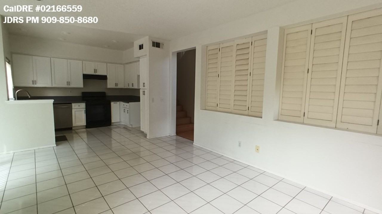 14640 Ranch Creek Ln - Photo 2 of 11