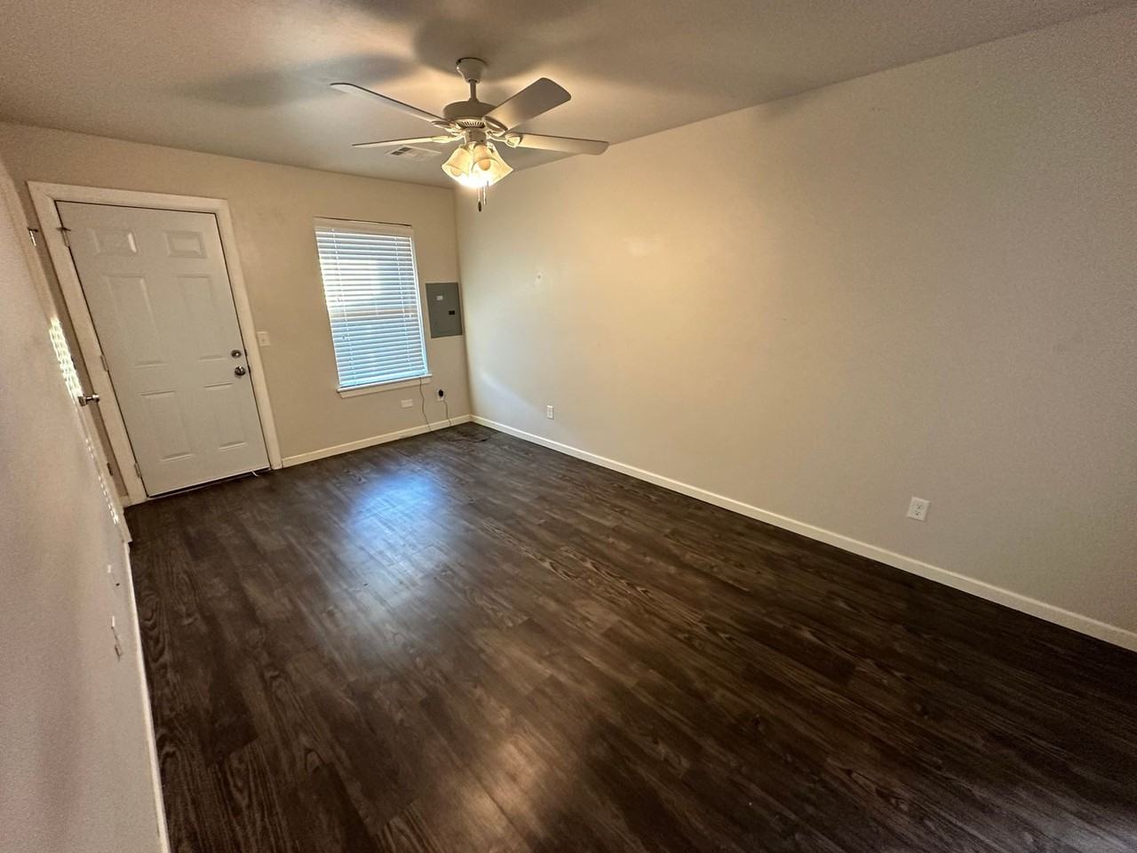 411 Summit Ridge Dr - Photo 7 of 15