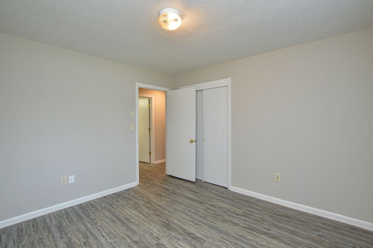 331 Friendship Dr - Photo 6 of 18