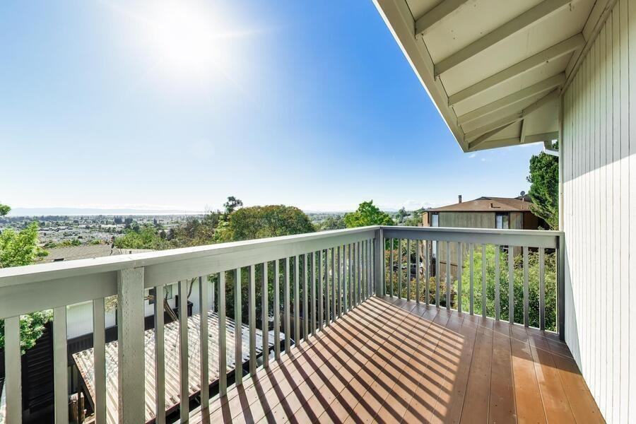 16424 Foothill Boulevard - Photo 5 of 9