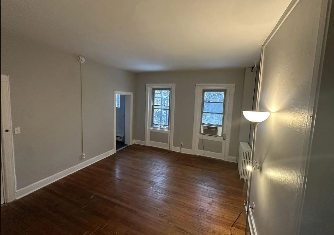 236 Lark St - Photo 4 of 5