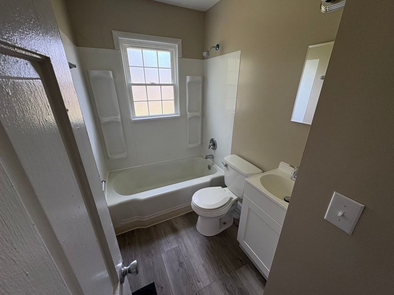 1028 E 19th Ave - Photo 5 of 9