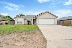 featured image of 119 Encino Dr
