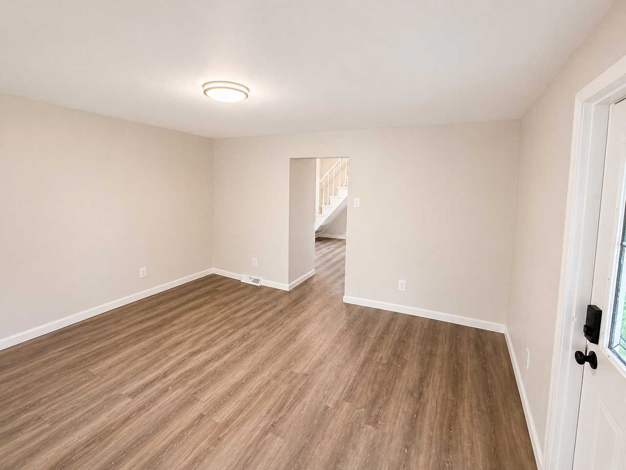 349 Lagro Ave - Photo 3 of 15