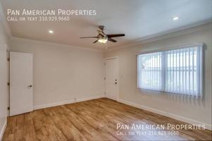 featured image of 455 W 4th St