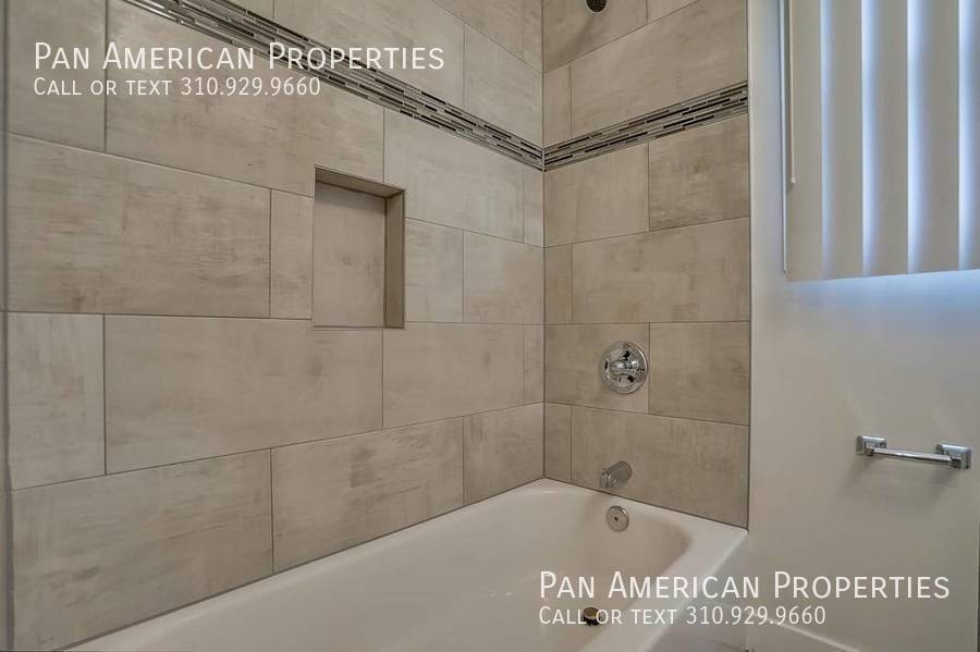 451 W 4th St - Photo 4 of 12