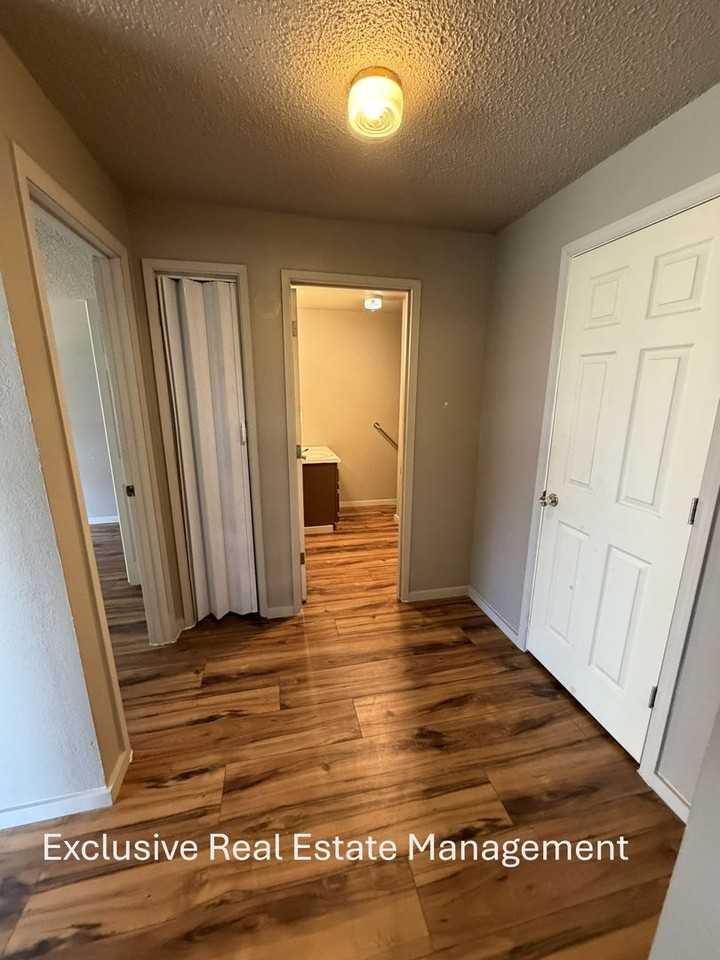 608 Riverside Dr - Photo 7 of 8