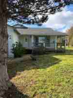 featured image of 183 E Roosevelt St