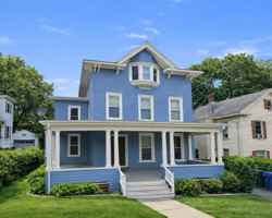 featured image of 53 Washington St
