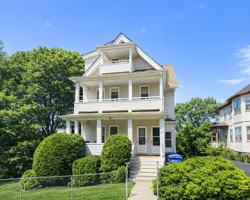 featured image of 83 Pleasant St