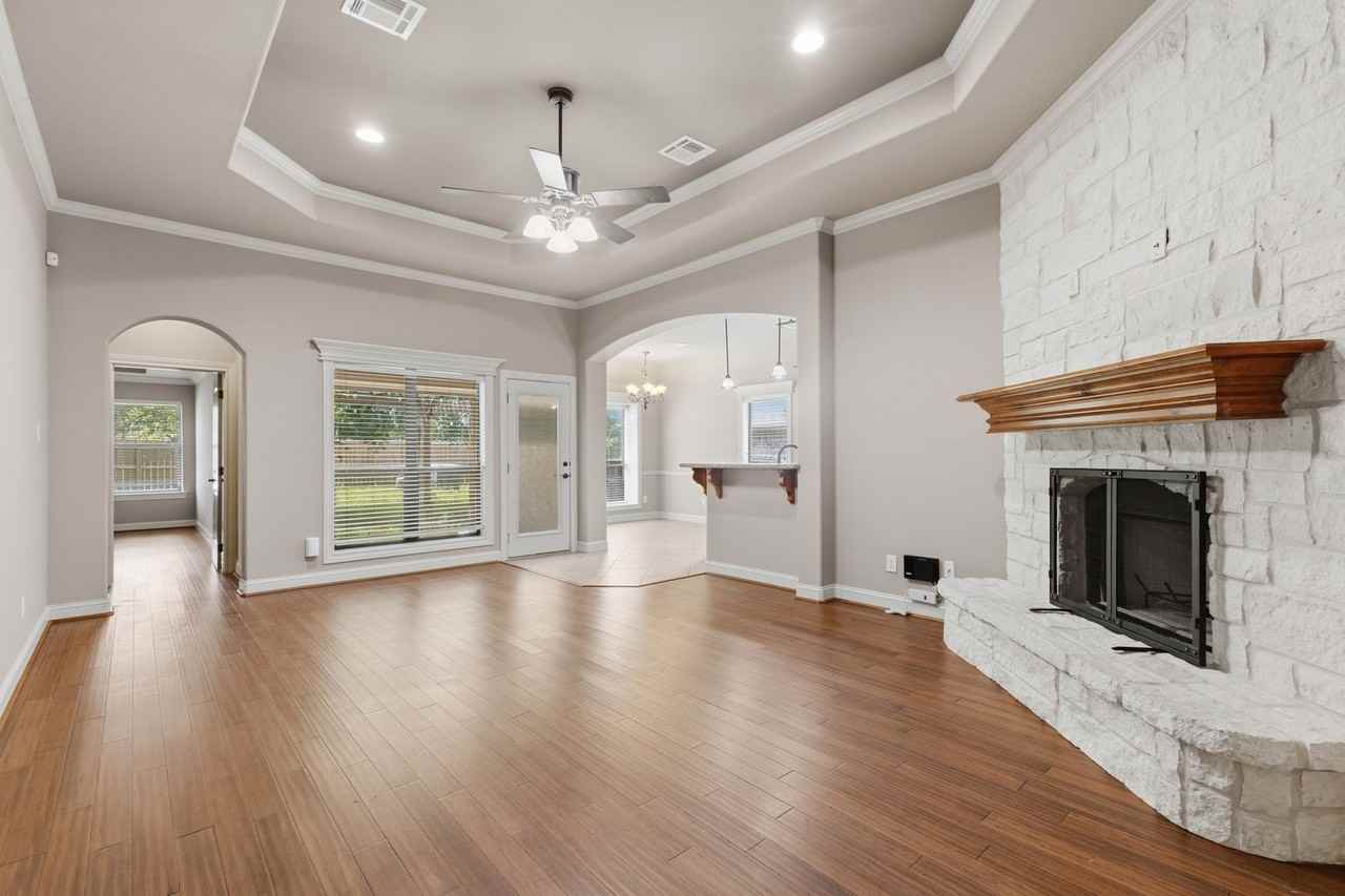 144 Roucourt Loop - Photo 6 of 36