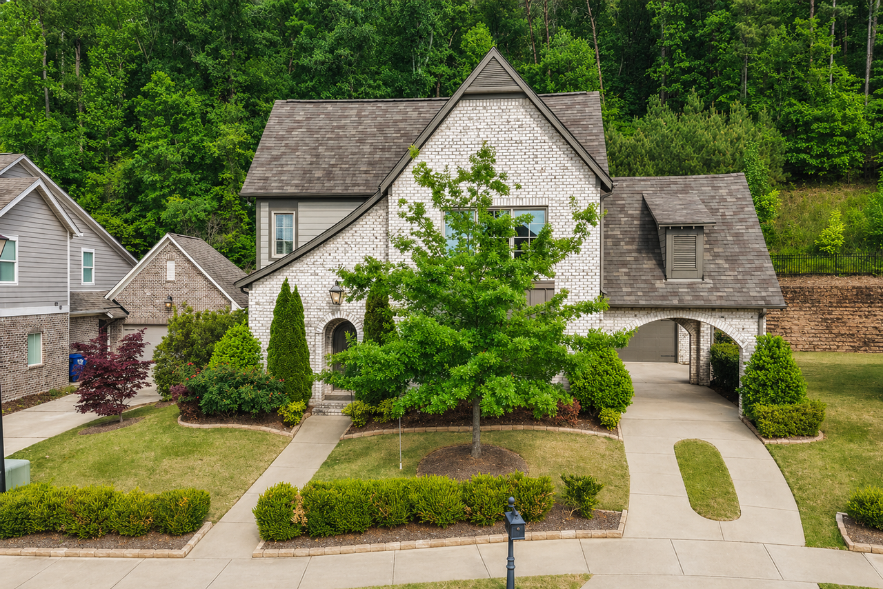 4790 Mcgill Ct - Photo 2 of 23