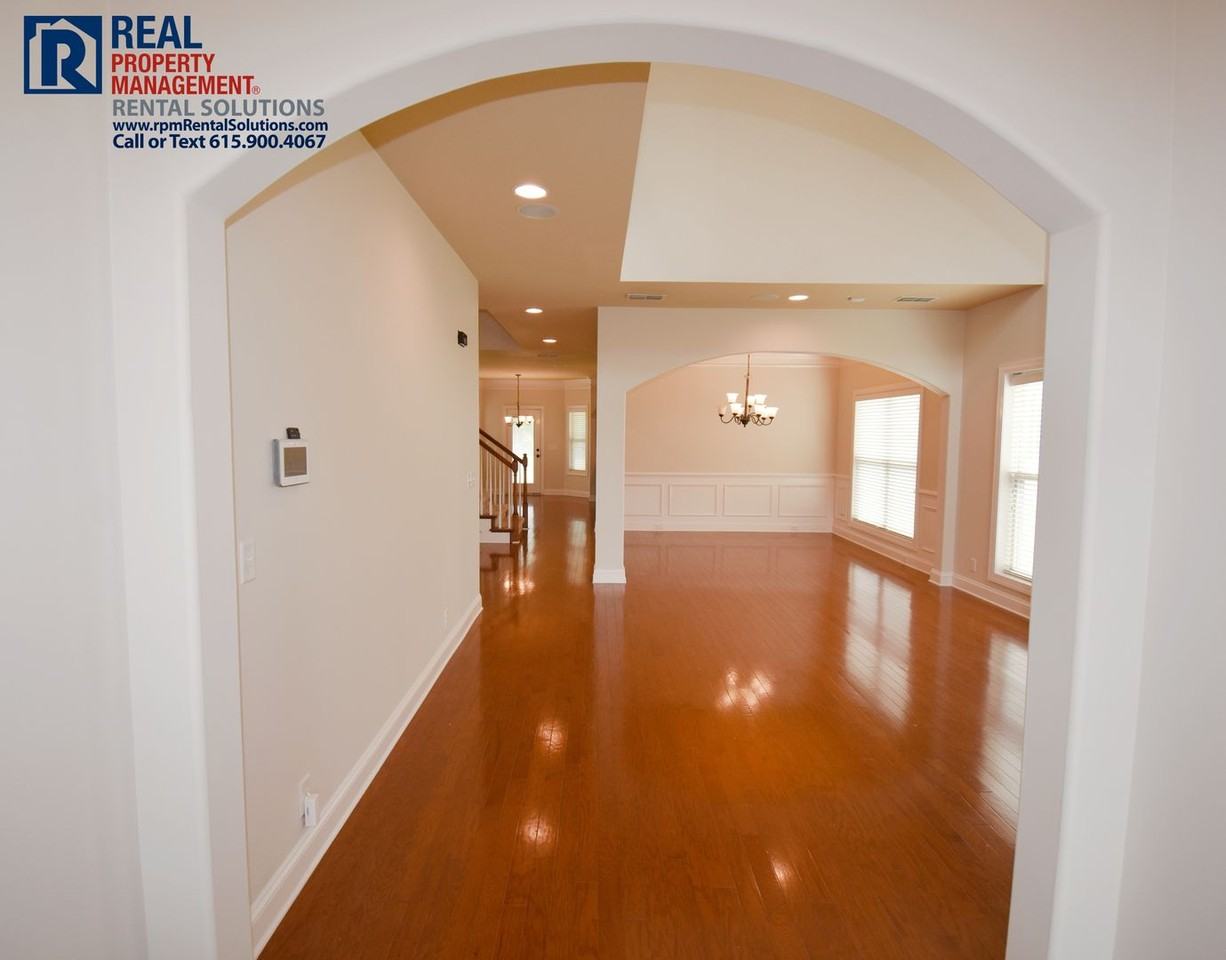 4109 Maximillion Cir - Photo 3 of 34