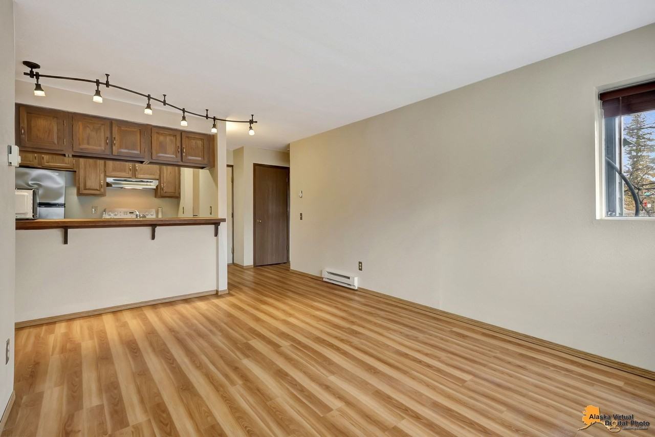 2201 Romig Pl #105 - Photo 7 of 22