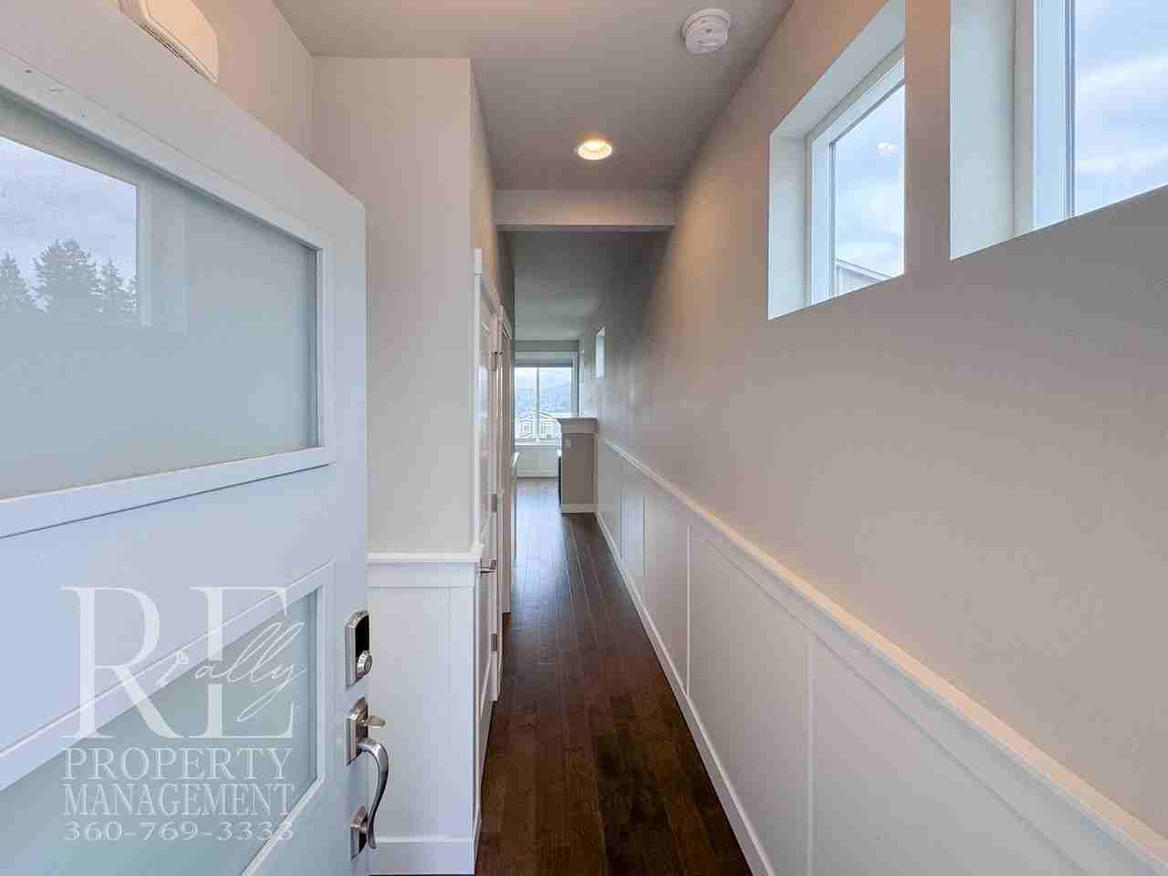 131 Blackfish Ct - Photo 4 of 46