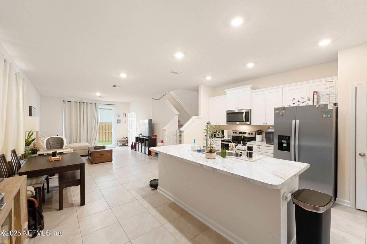 48 Red House Cir - Photo 3 of 14