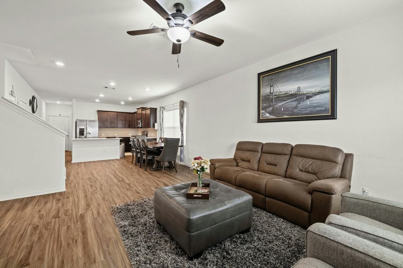 5653 Bellissima Way - Photo 4 of 28