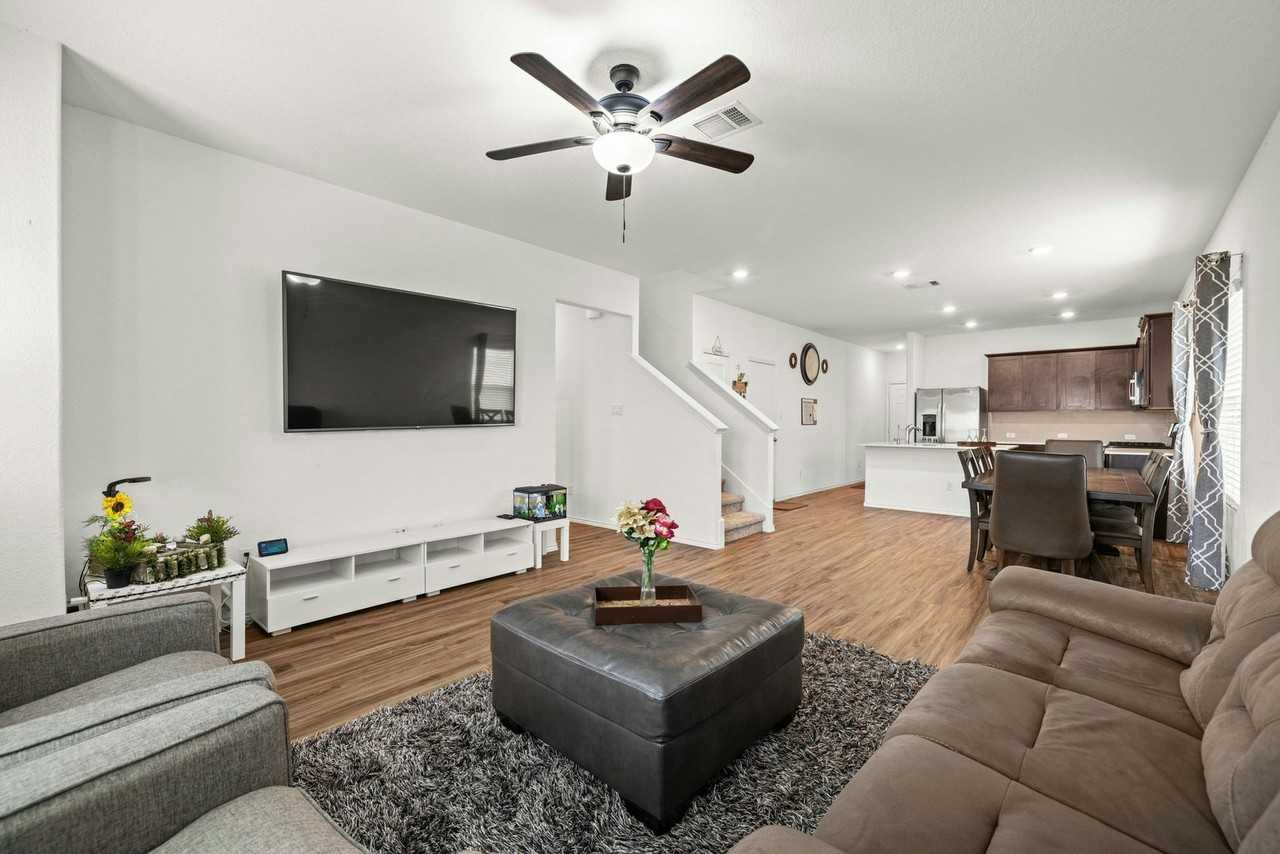 5653 Bellissima Way - Photo 5 of 28