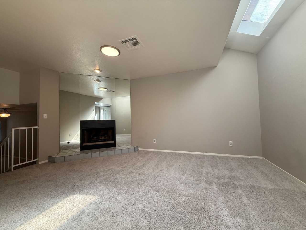 3980 Tirana Way - Photo 5 of 19