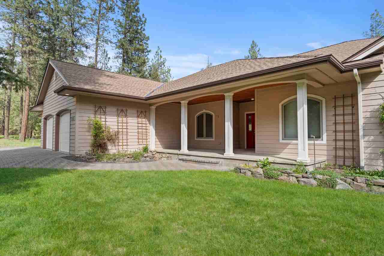 2325 E Winger Rd - Photo 3 of 43