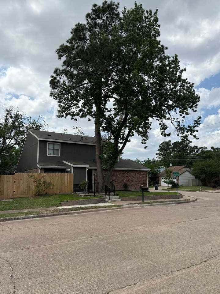 5131 Spring Forest Dr - Photo 2 of 23