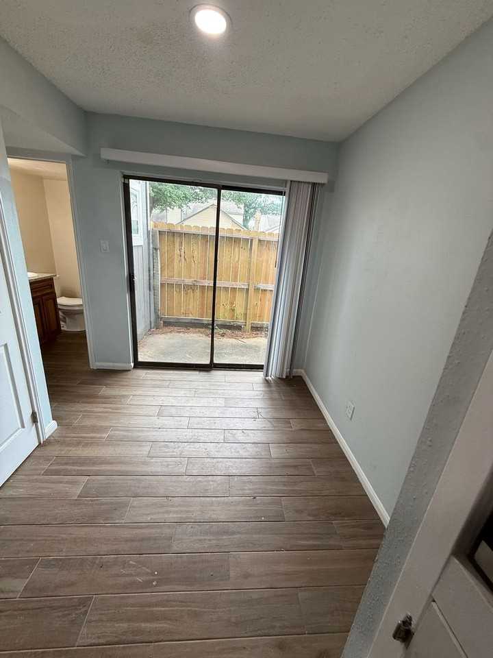 5131 Spring Forest Dr - Photo 6 of 23