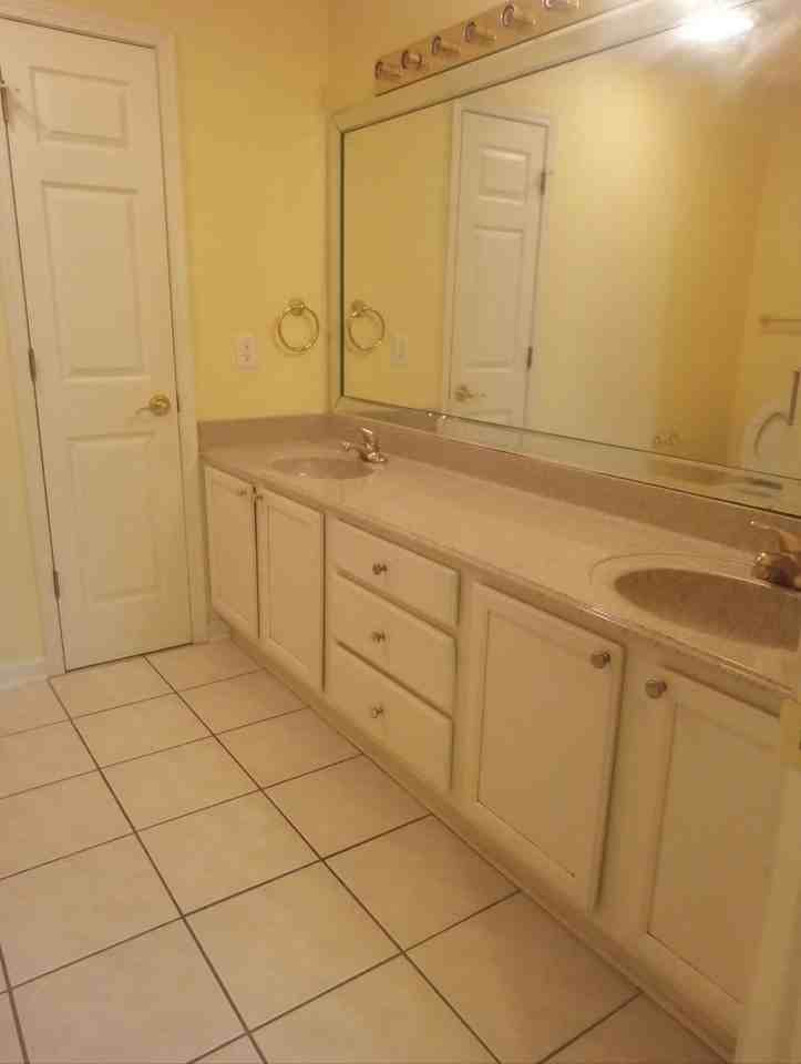 545 Versailles Blvd - Photo 5 of 18