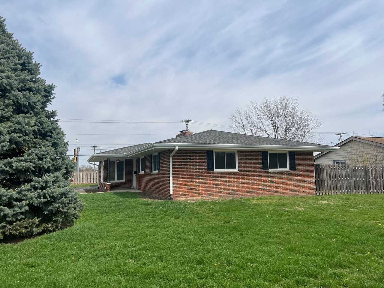 2 Robinhood Ln - Photo 4 of 24