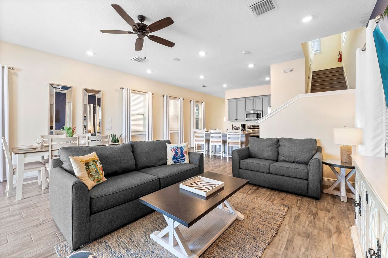 8121 Surf St - Photo 6 of 49