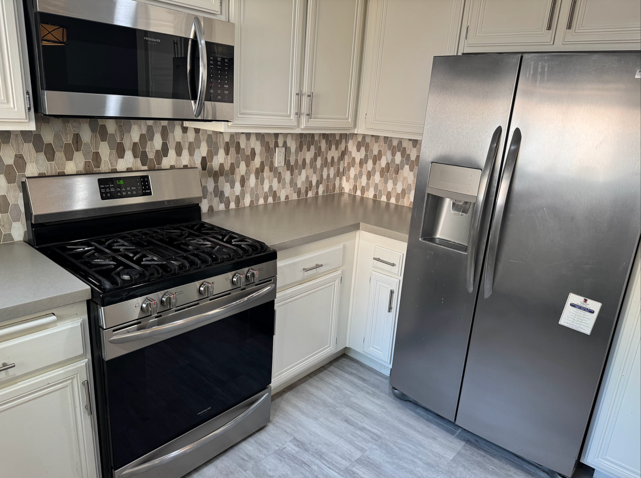 25256 Steinbeck Ave #E - Photo 2 of 15