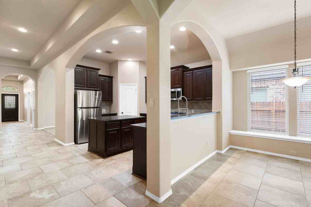 8710 White Crown - Photo 7 of 25