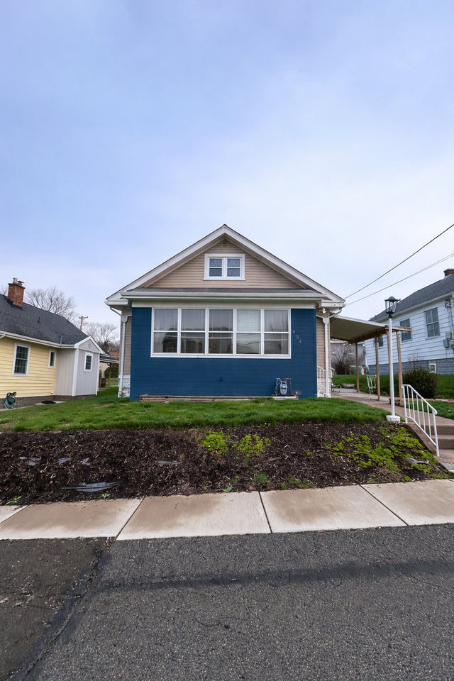 404 Reetz St - Photo 2 of 20