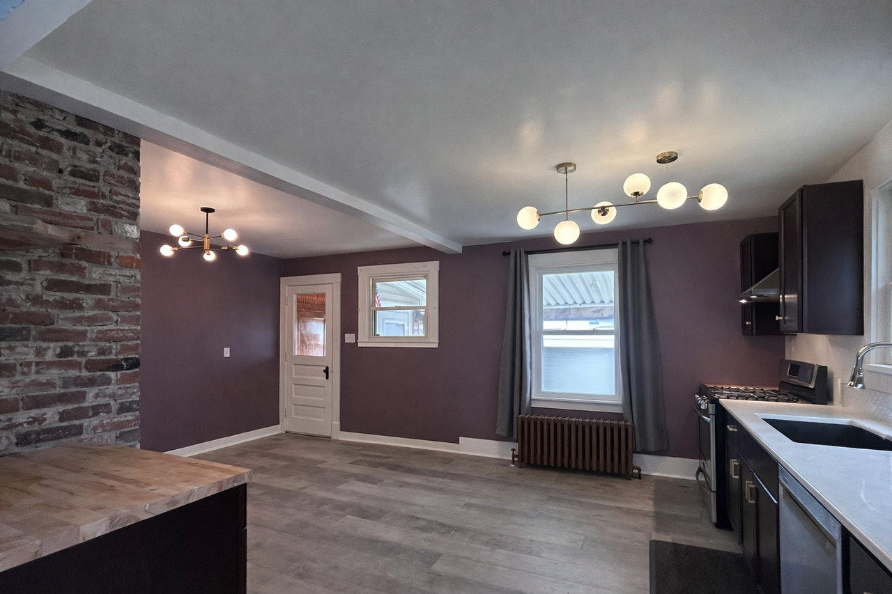 404 Reetz St - Photo 5 of 20