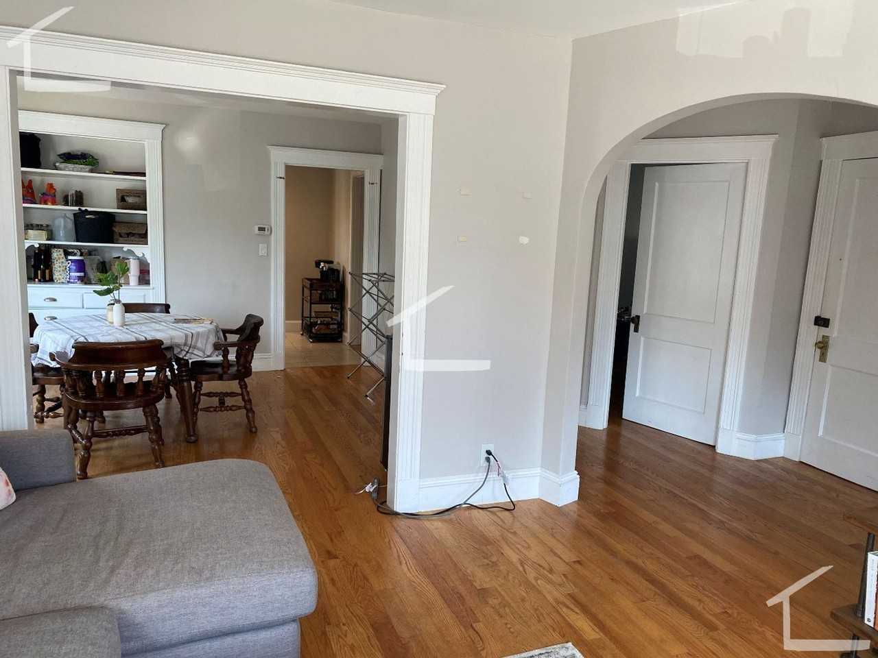 126 Brooks St - Photo 7 of 24