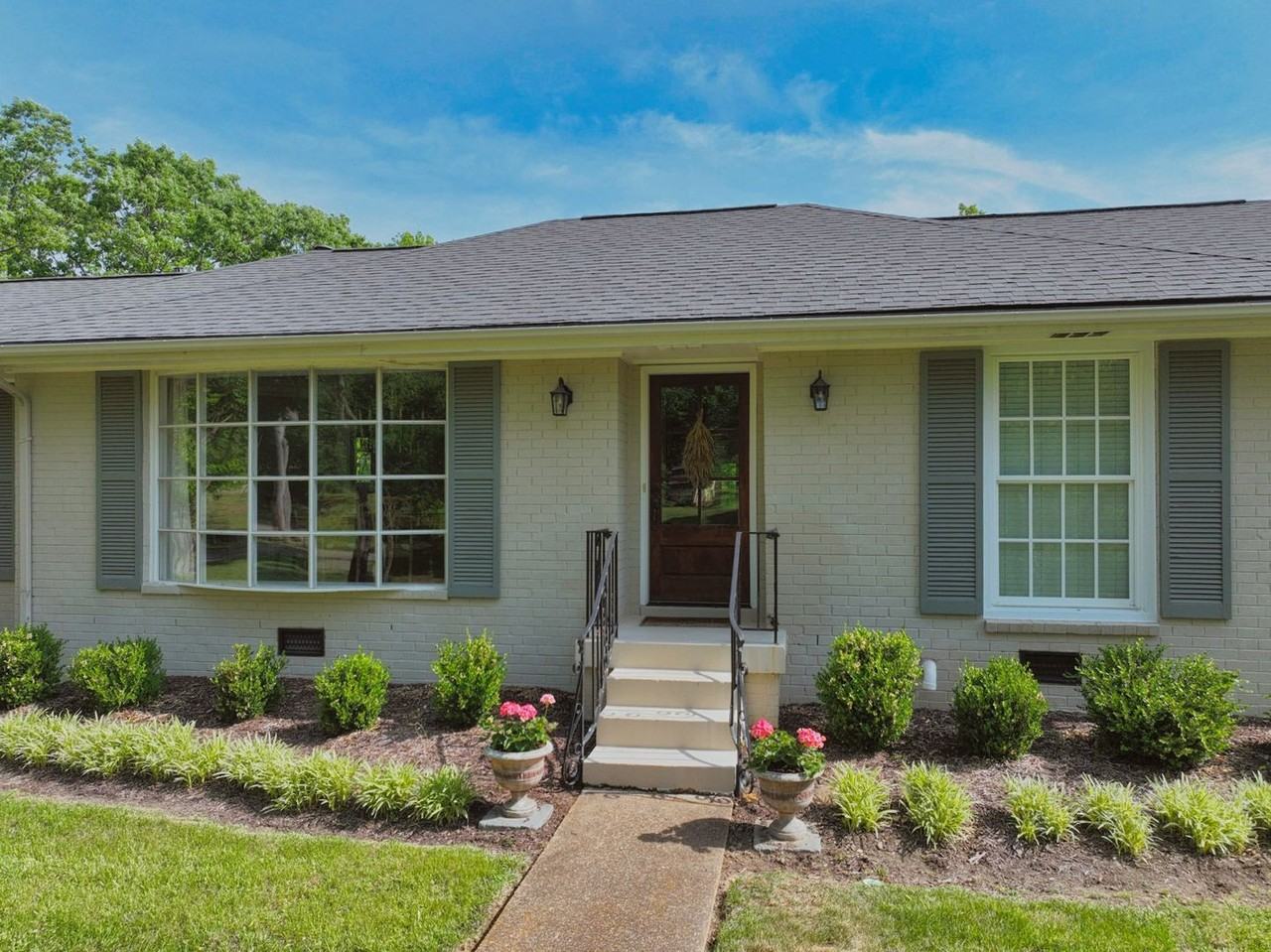 5102 Jackson Ln - Photo 6 of 50