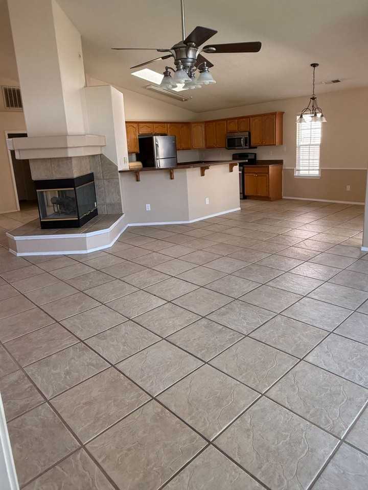 9816 Sierra Morena St Nw - Photo 7 of 25