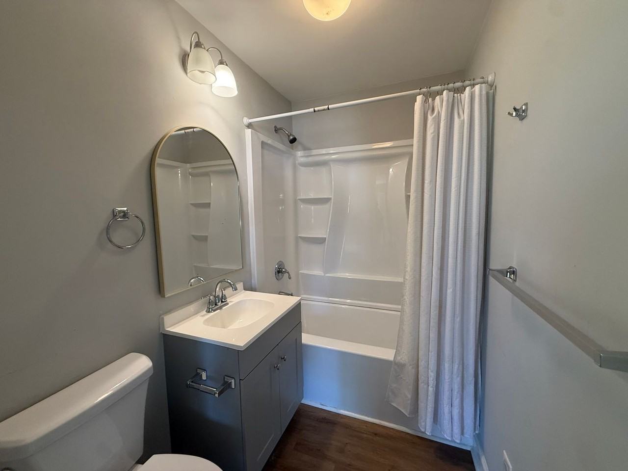 704 South St - Photo 4 of 11